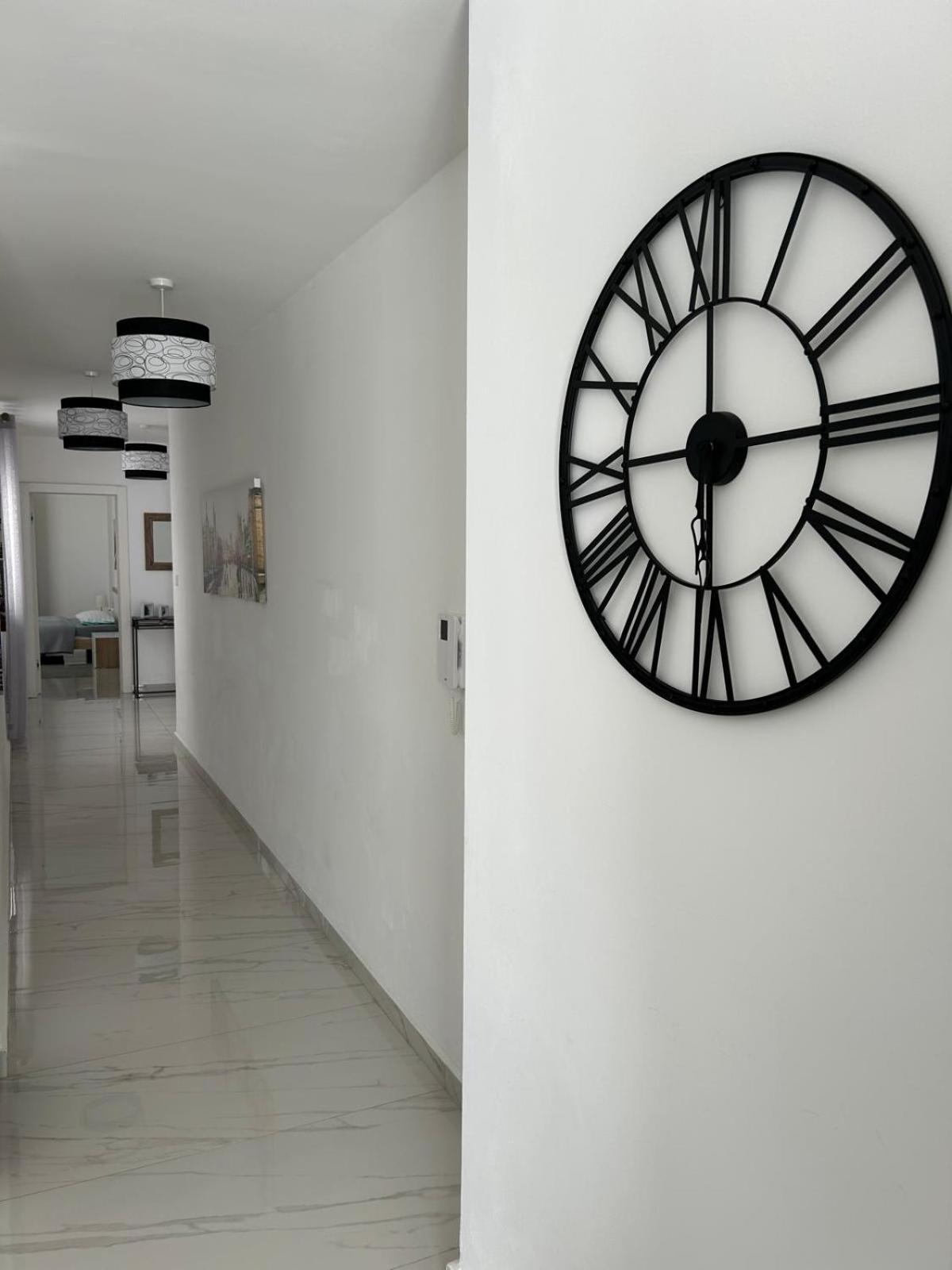 Exceptional 3-Bedroom Apartment, Sliema - Tigne Point! Luaran gambar