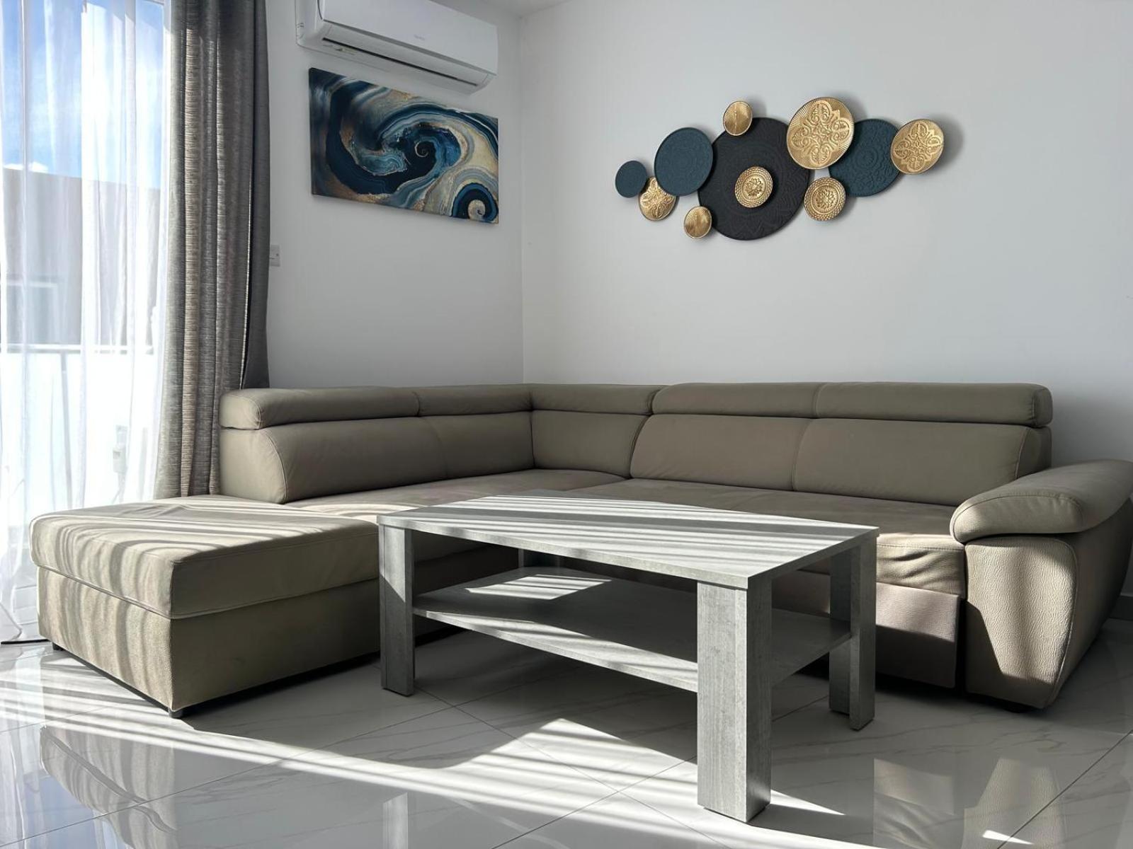 Exceptional 3-Bedroom Apartment, Sliema - Tigne Point! Luaran gambar