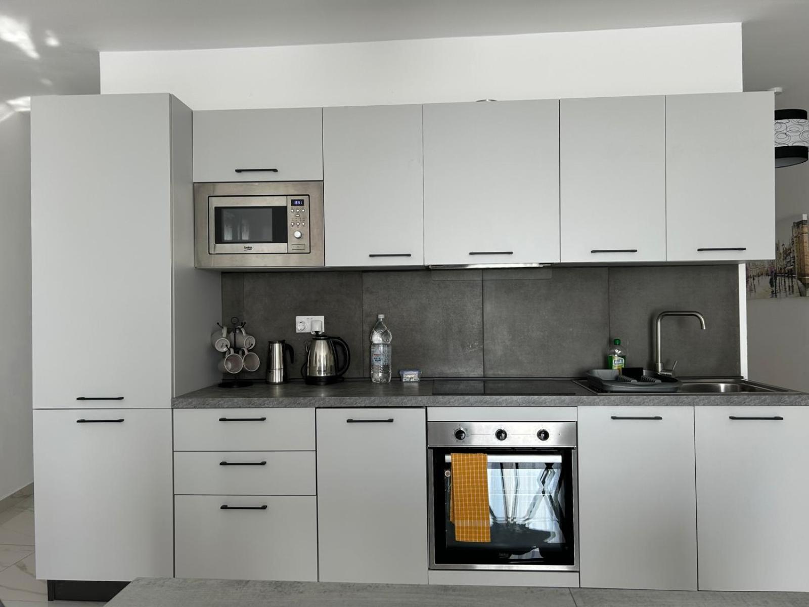 Exceptional 3-Bedroom Apartment, Sliema - Tigne Point! Luaran gambar